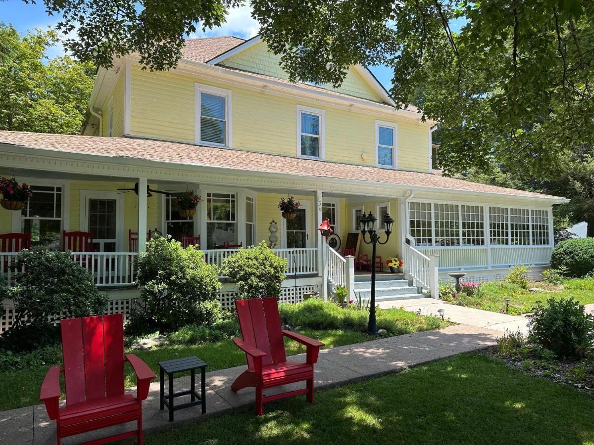 Red Rocker Inn Black Mountain Exterior foto